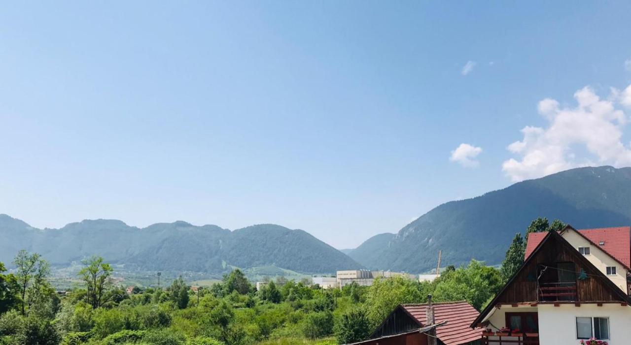Piatra Craiului Residence Zarnesti Exterior photo